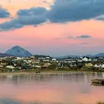 Chalet Lake Lodging 1 Mile From Dungloe Max 2Adult 1Child