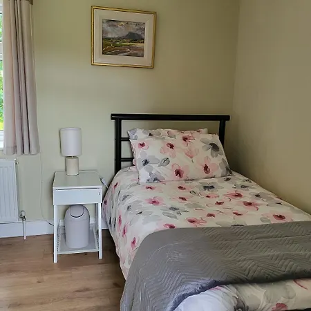 1 Mile From Dungloe, 2bdrm Max3 Adults בקתה